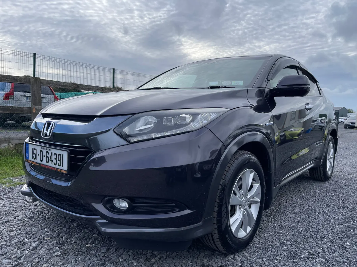 Honda Vezel 2015 Automatic hybrid Push start - Image 3