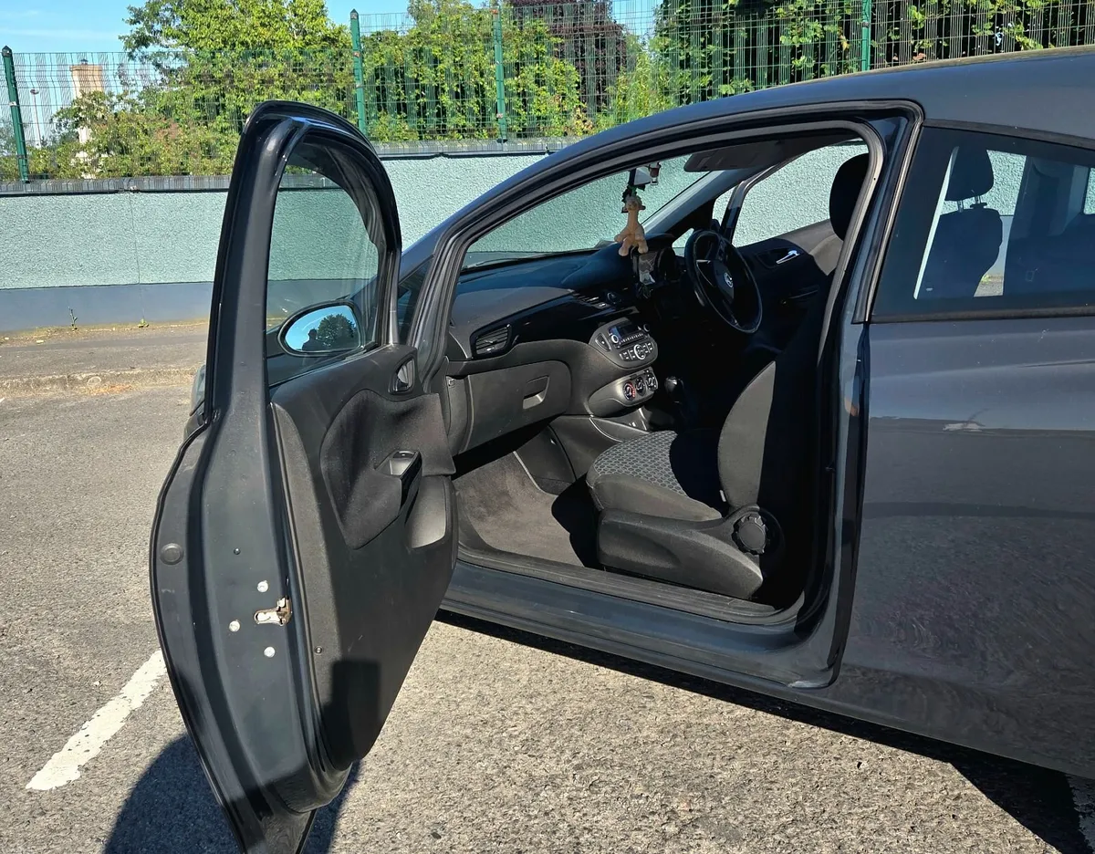 Vauxhall Corsa Sting 2015 Limited Edition - Image 5