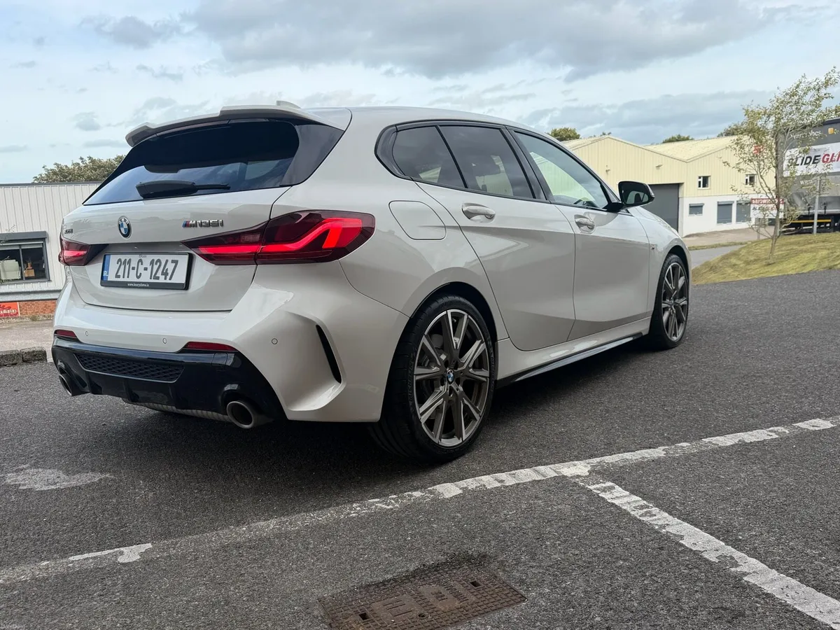 BMW 135i 2021 pro pack rare car x drive - Image 4