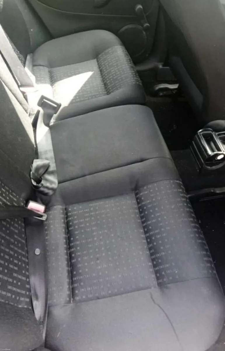 1,950 2002 Volkswagen Golf 1.9TDI PD100 - Image 6