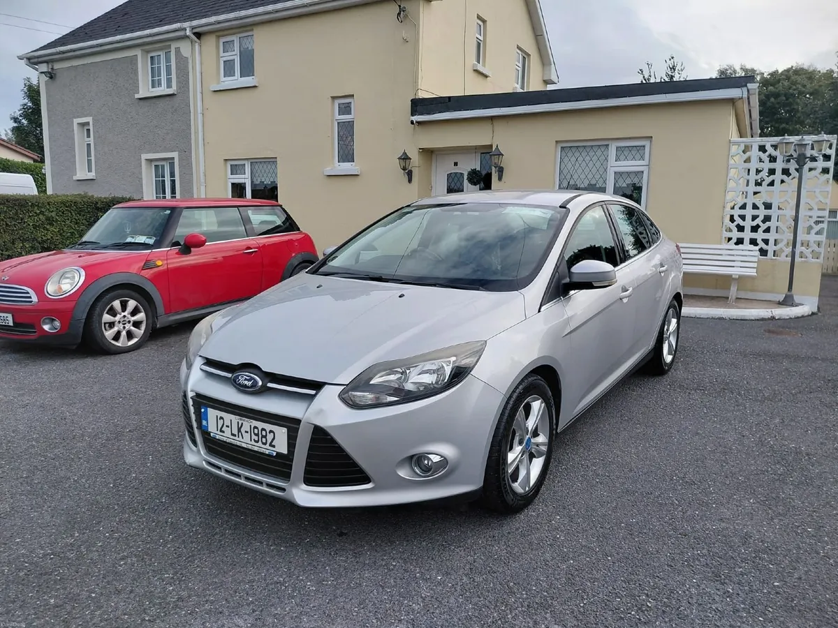 Ford Focus 2012 - Image 2