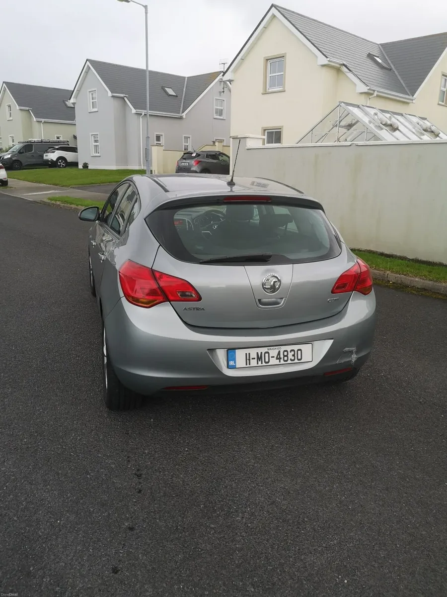 Vauxhall Astra 2011 - Image 6