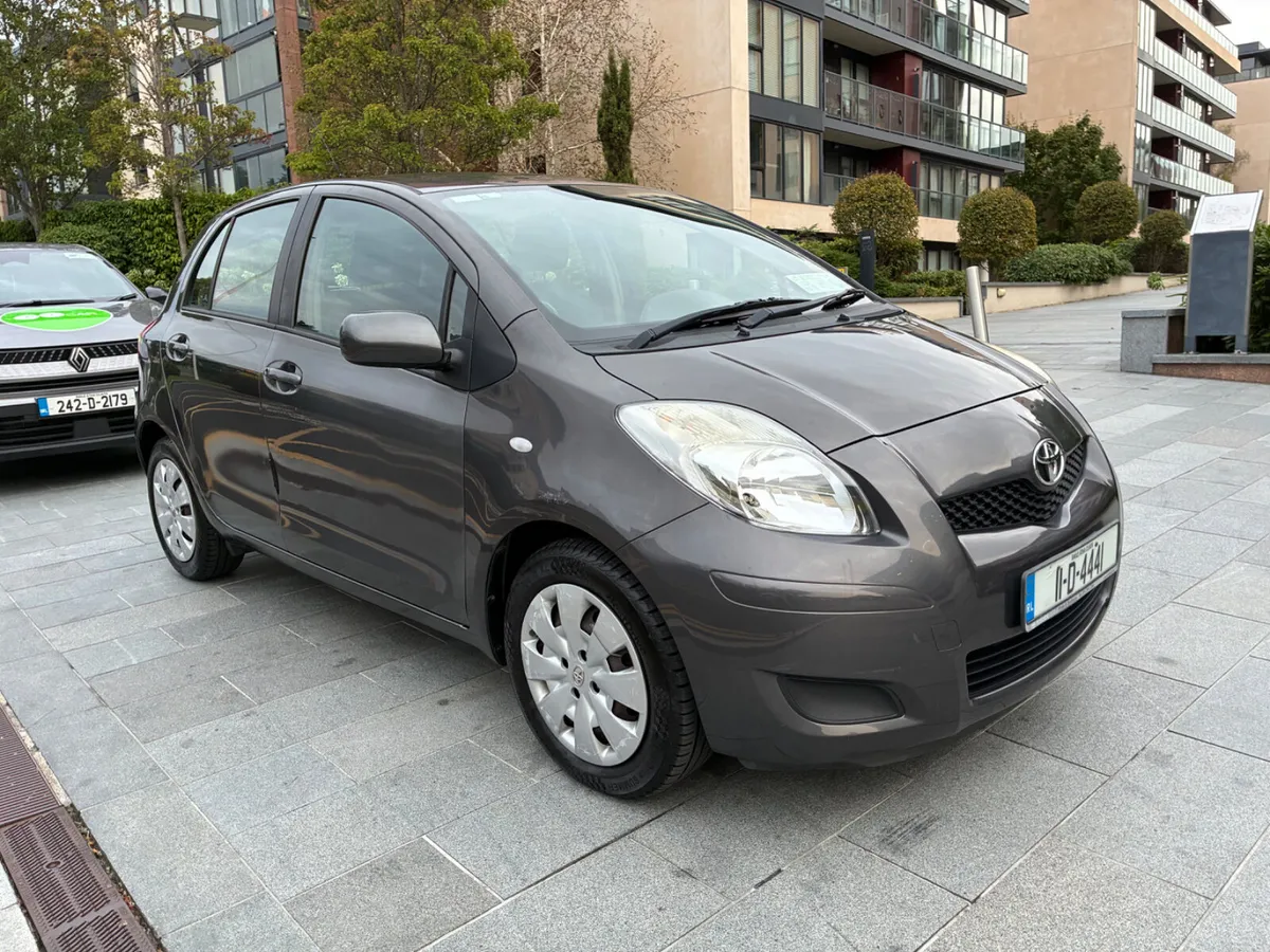 Toyota Yaris Auto - 43,000 kms - Image 3
