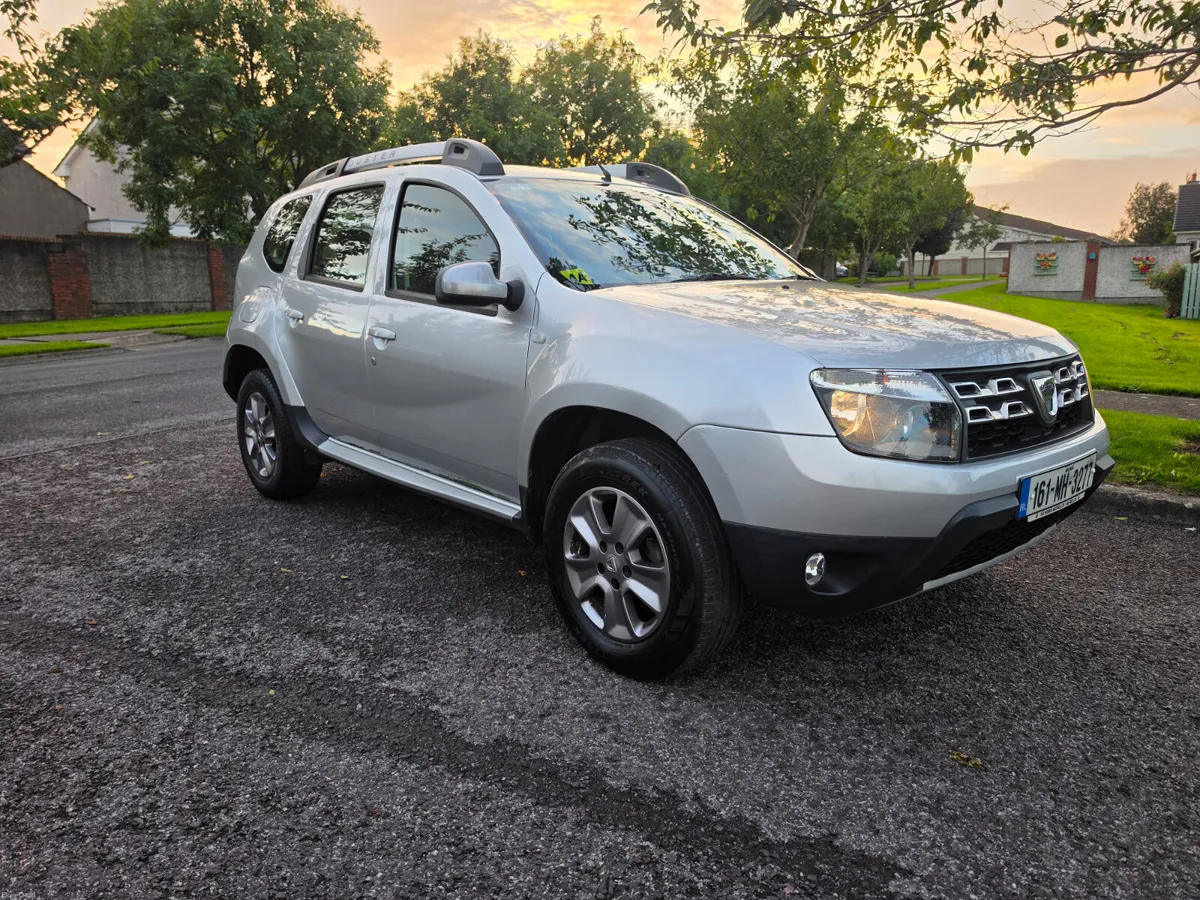 Dacia Duster 1.5 diesel . ( 1 owner from new )) - Image 1