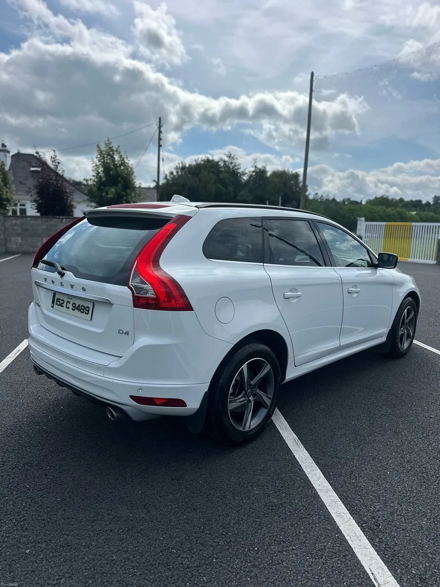 VOLVO XC60 D4 R:DESIGN - Image 5