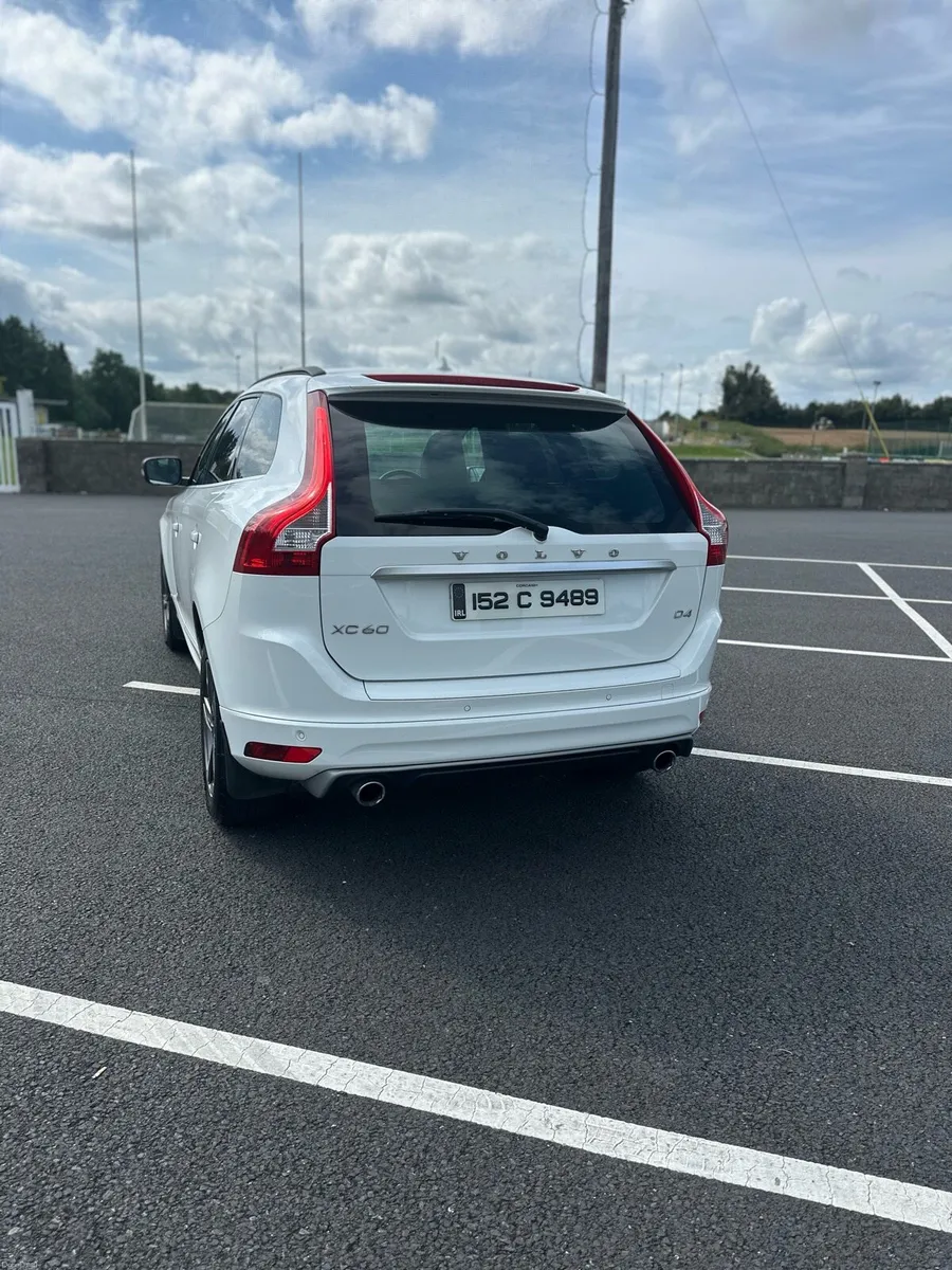 VOLVO XC60 D4 R:DESIGN - Image 6