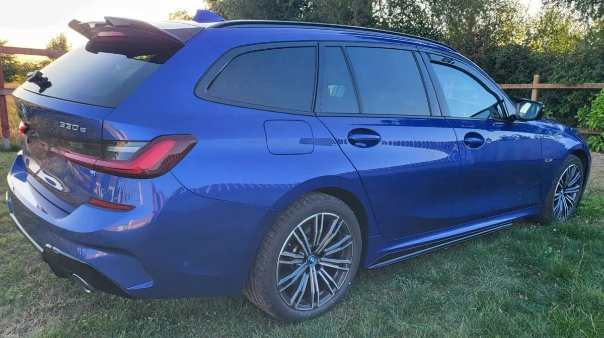 BMW 330E PHEV ESTATE M SPORT. 2022 €16950 - Image 3
