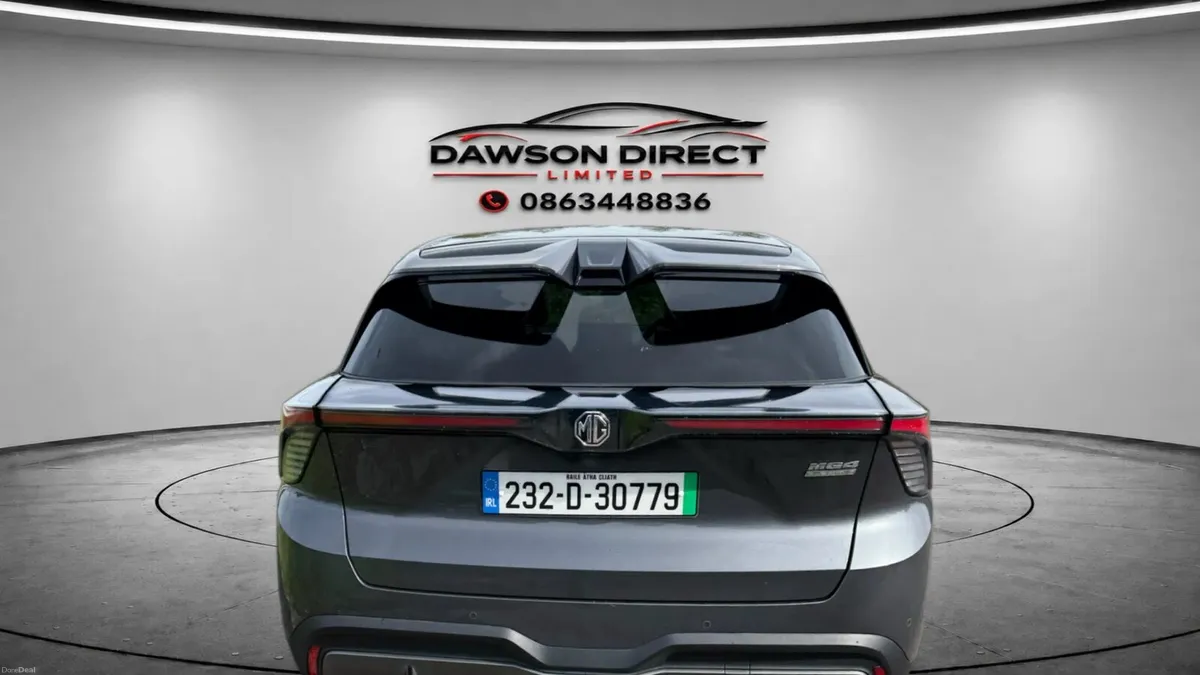 Mg4 trophy 150kw 64kwh long range - Image 3