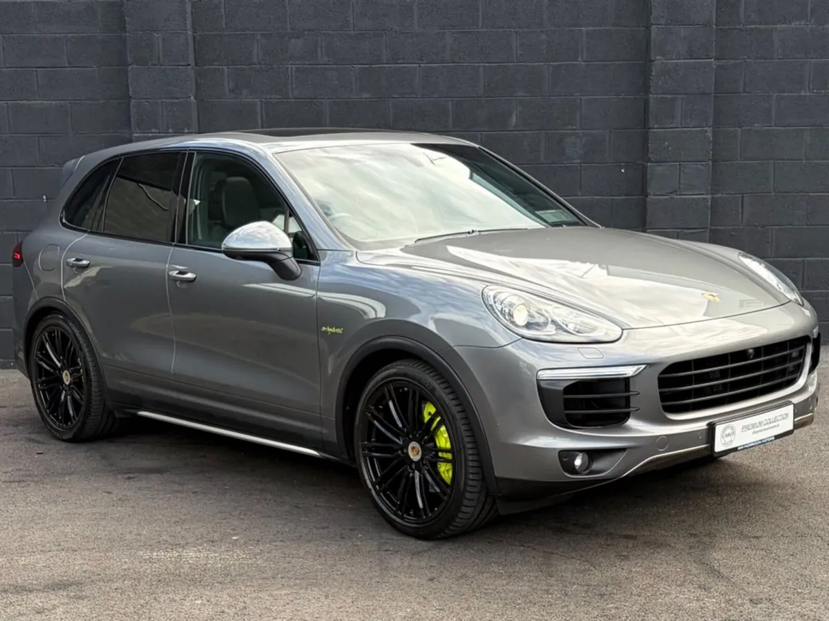 Porsche Cayenne 3.0 S E-Hybrid Tiptronic 5DR - Image 1
