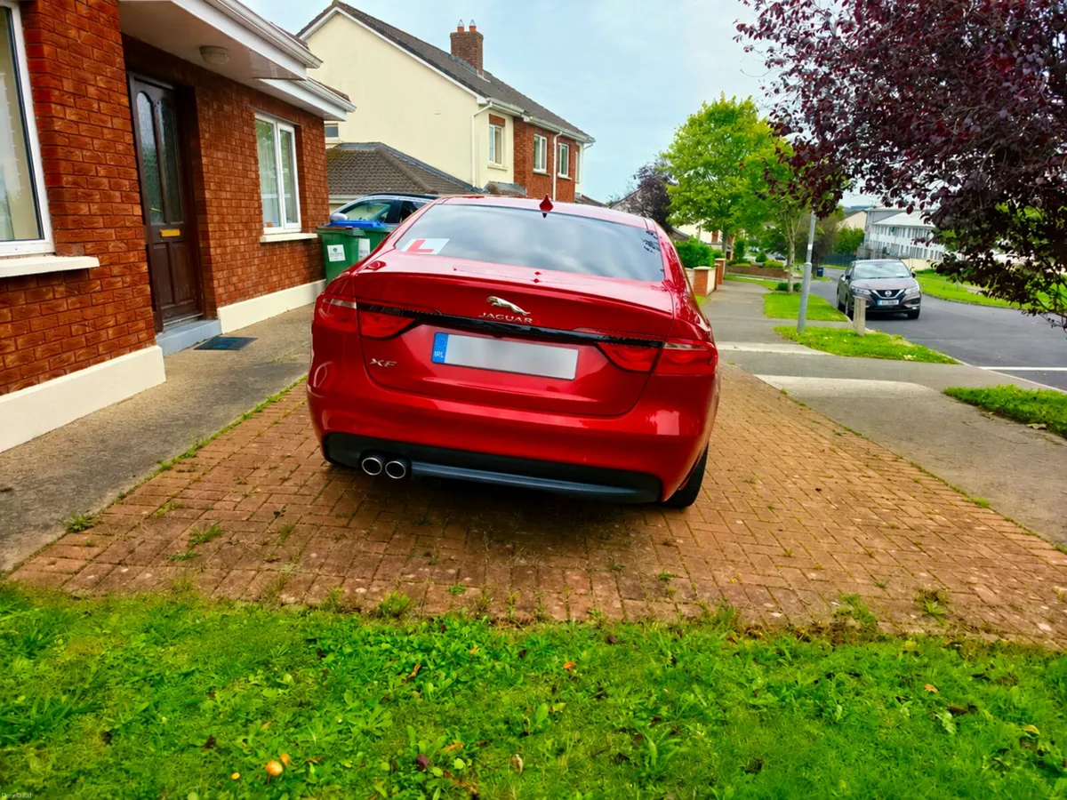 2017 Jaguar XF R-Sport 2.0D | 159k km | High spec - Image 6