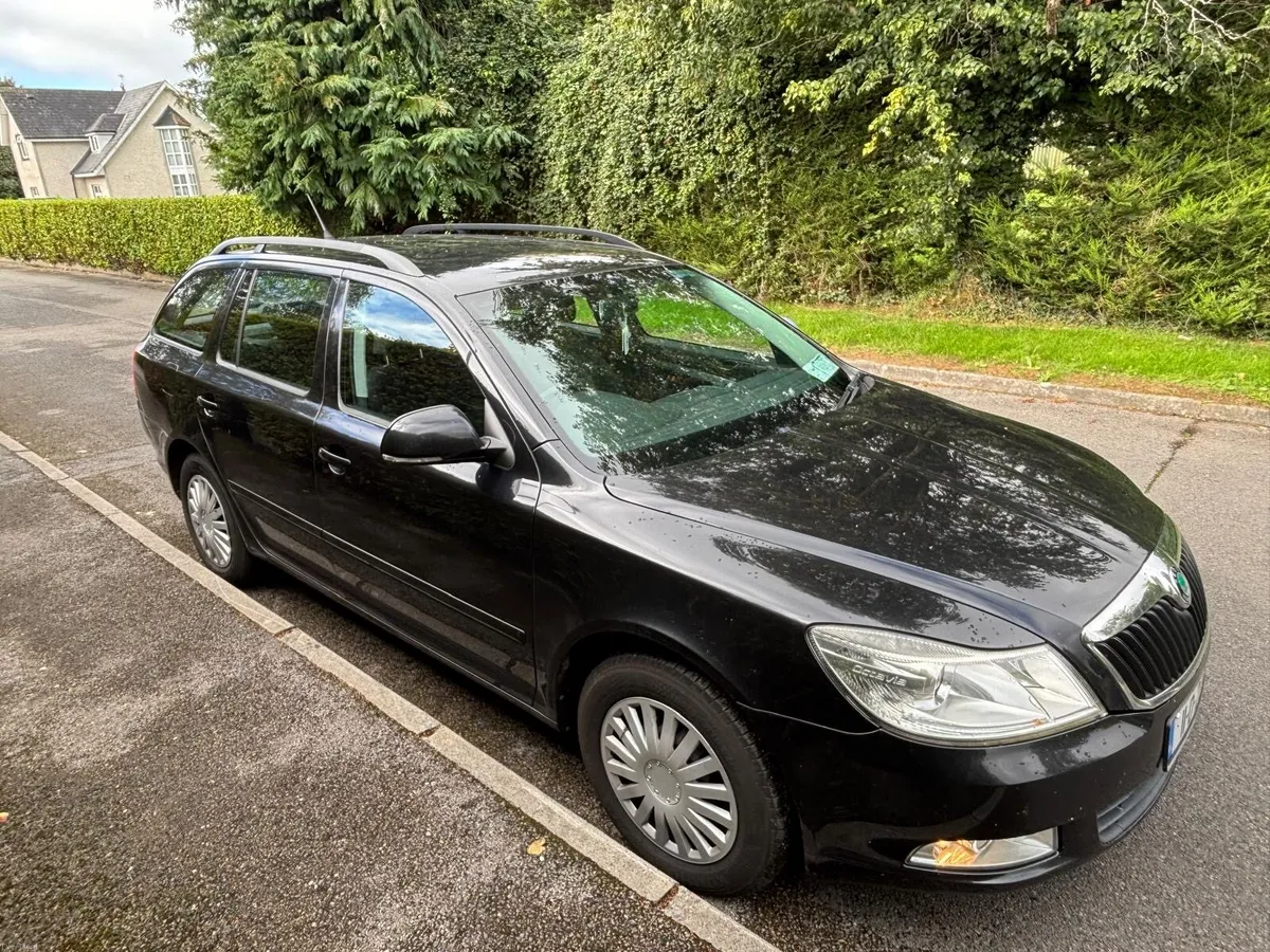 2011 Skoda Octavia 1.6TDI, NCT 08/27! Tax 03/27! - Image 1