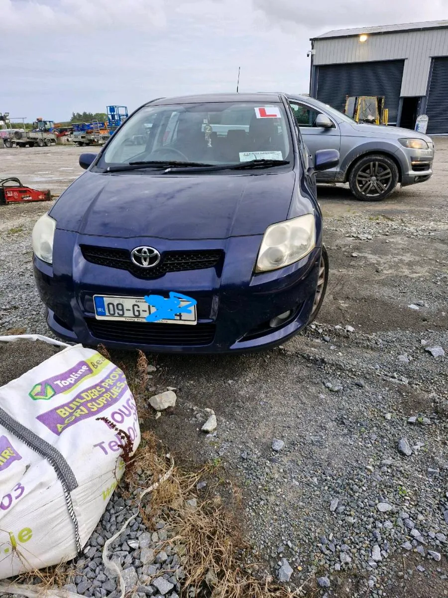 Toyota Auris - Image 2