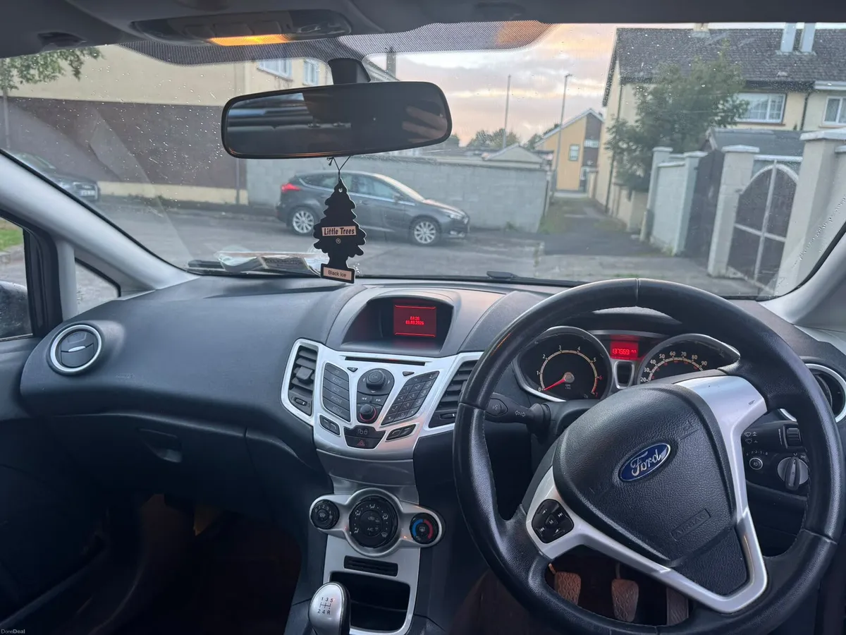 Ford Fiesta - Image 2