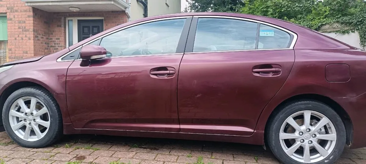 Car - Image 2
