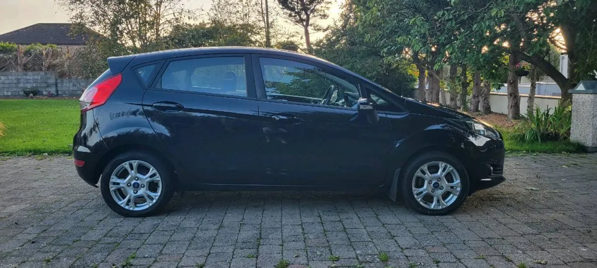 2014 Ford Fiesta Zetec (NCT & Tax) - Image 1