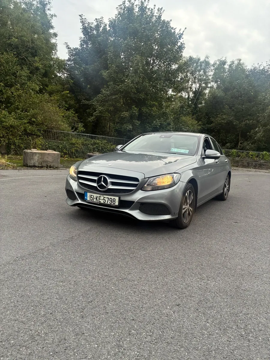 Mercedes benz 2015 c class c220 - Image 4