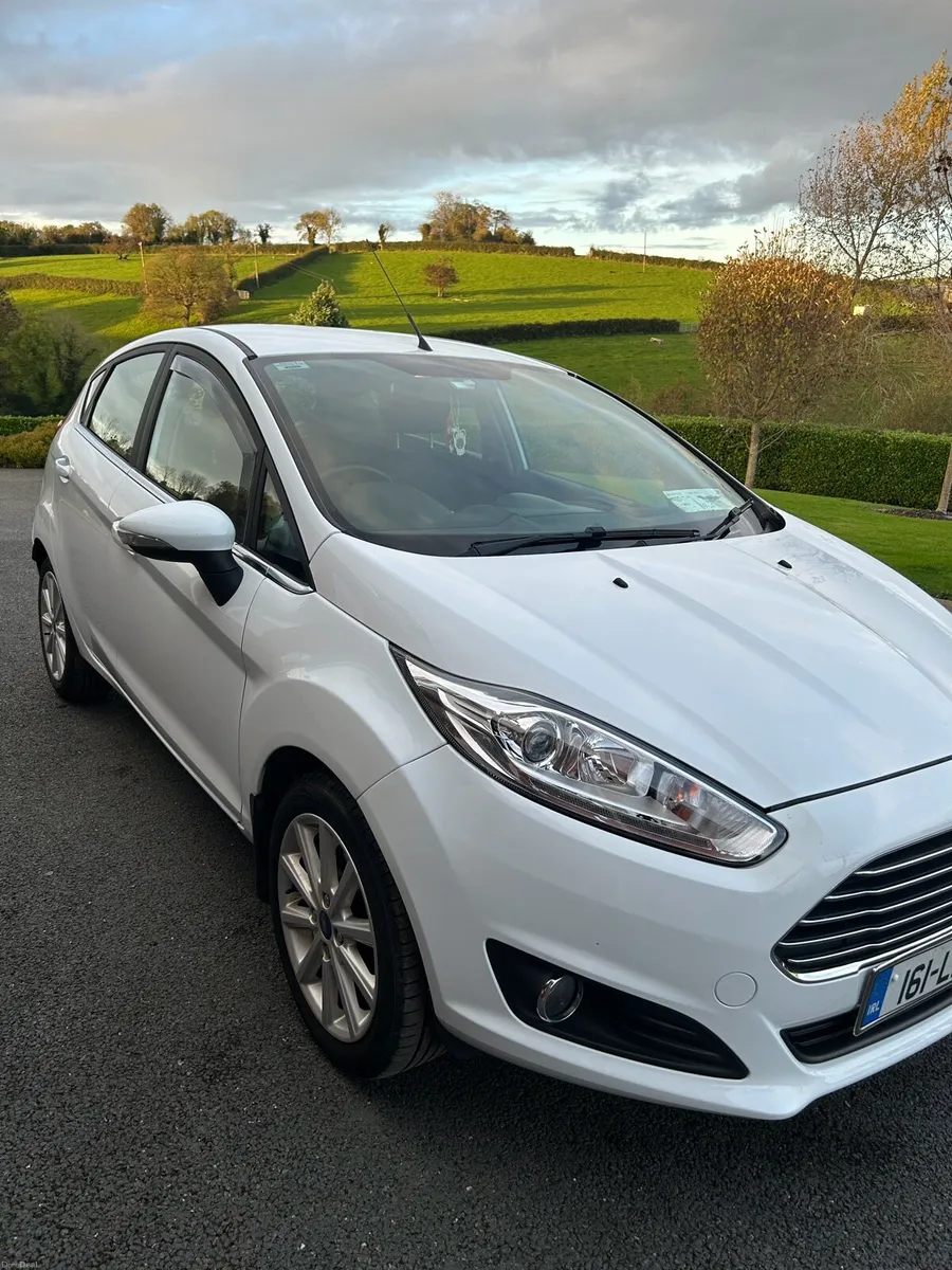 Ford Fiesta - Image 2