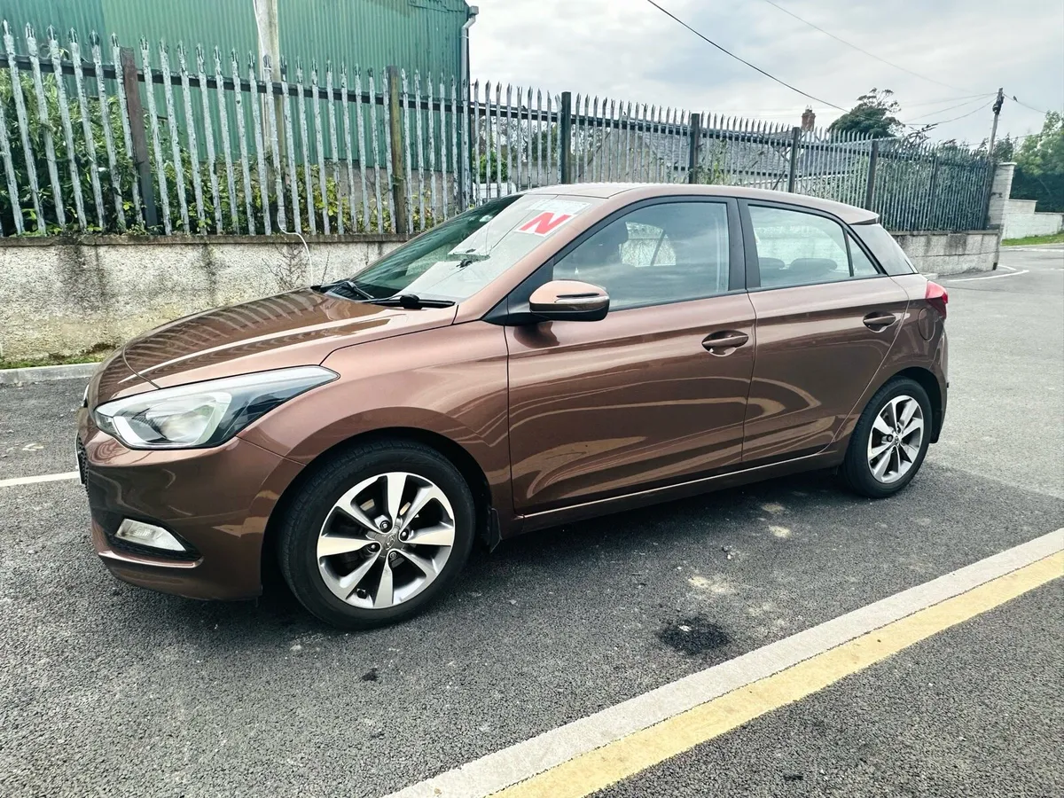 2015 Hyundai i20 SE 1.2 Petrol - Image 1