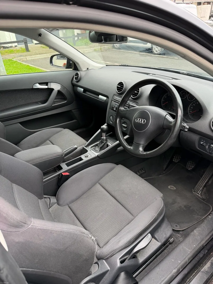 LOW MILEAGE Audi A3 - Image 6