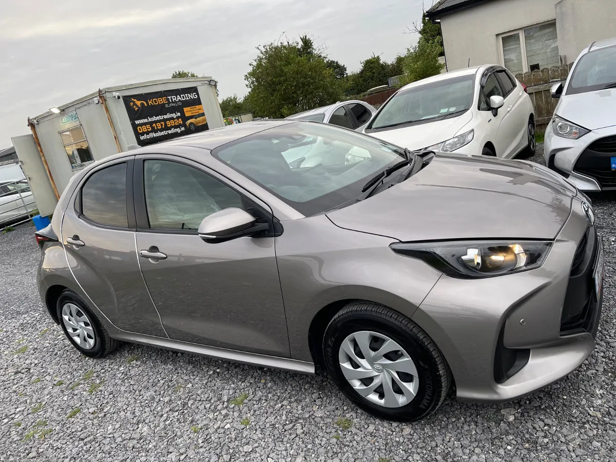 Toyota Yaris 2021 Automatic Hybrid 1.5 Petrol - Image 3