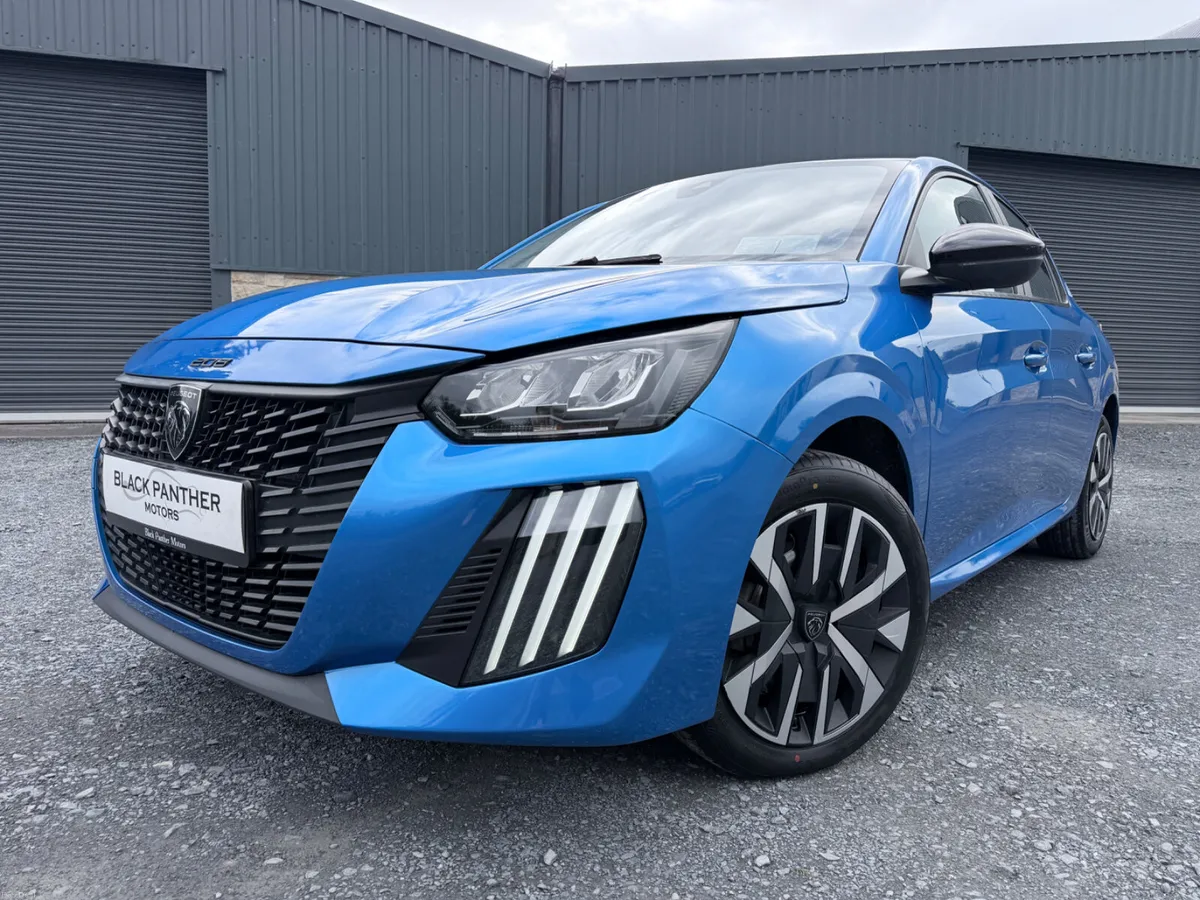 Peugeot 208 242’ Active VERTIGO BLUE/LOW MILEAGE - Image 2