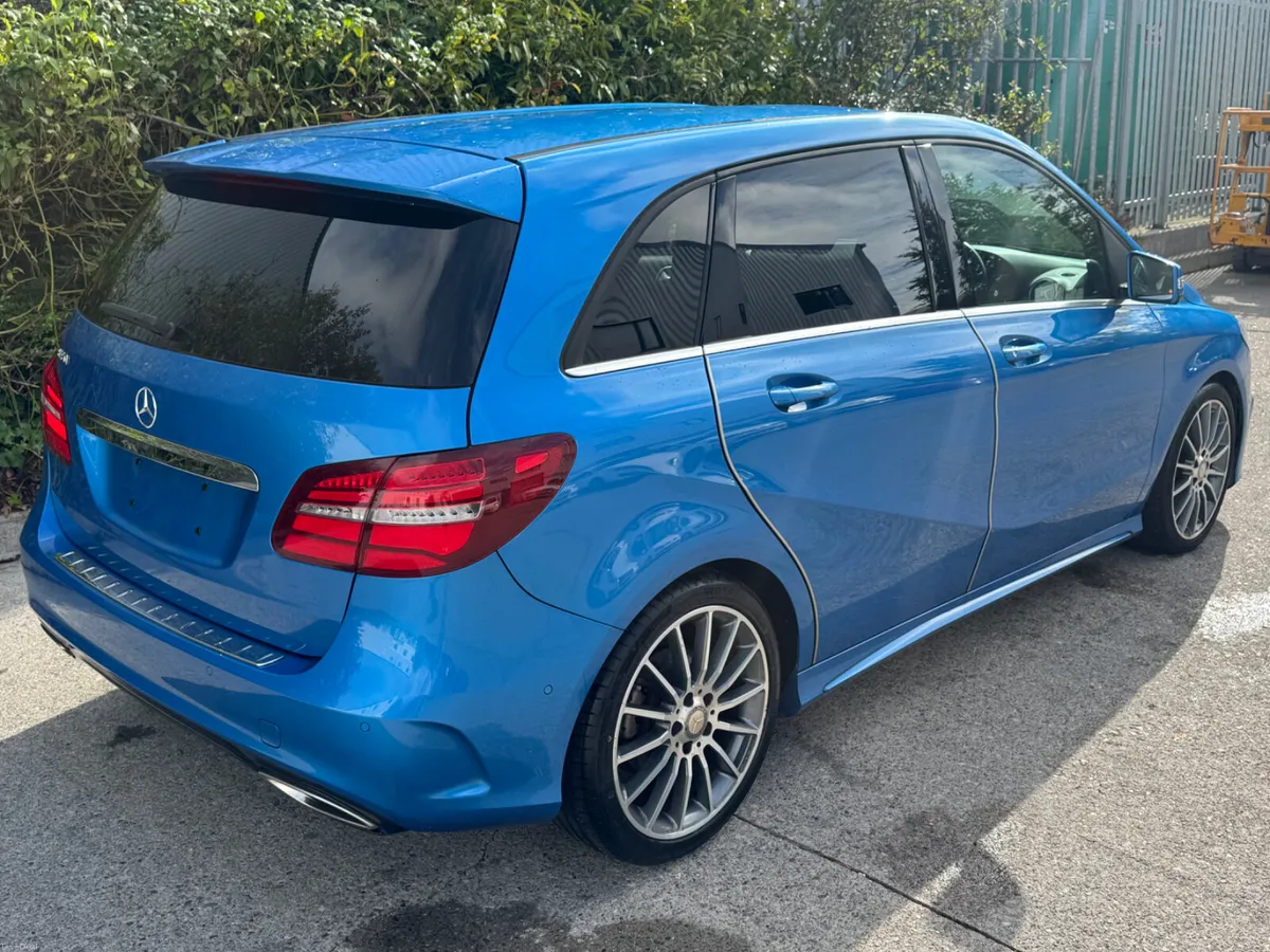 Mercedes B-Class AMG-Line 2017 - Image 5