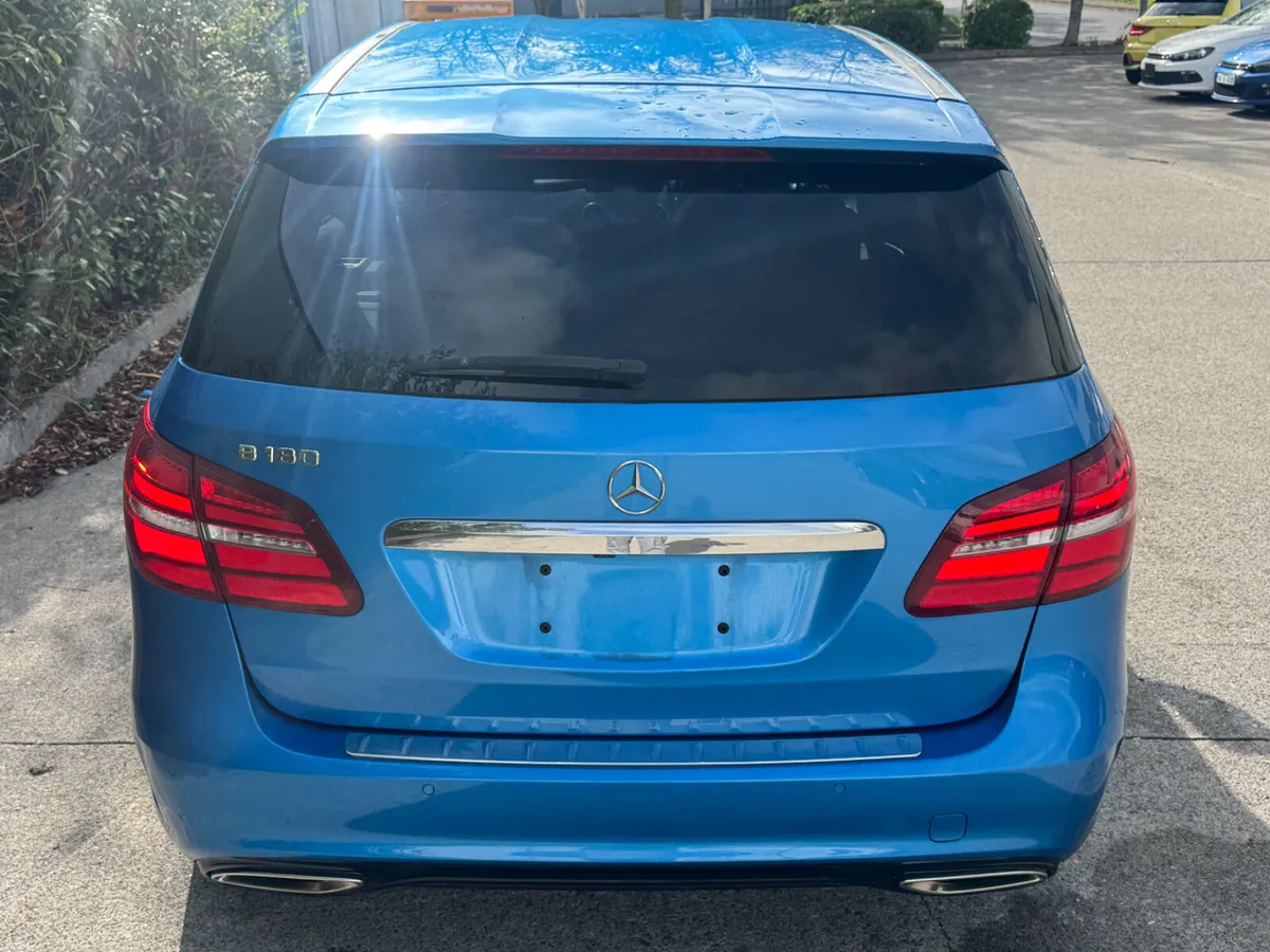 Mercedes B-Class AMG-Line 2017 - Image 6