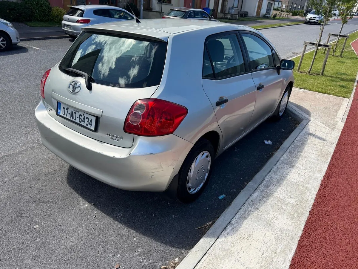 Toyota Auris 2007 - Image 3