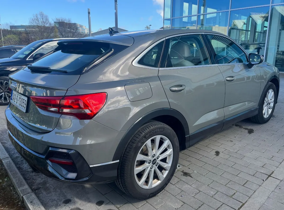 Audi Q3 2024 S-Tronic TDI Comfort Pack - Image 3