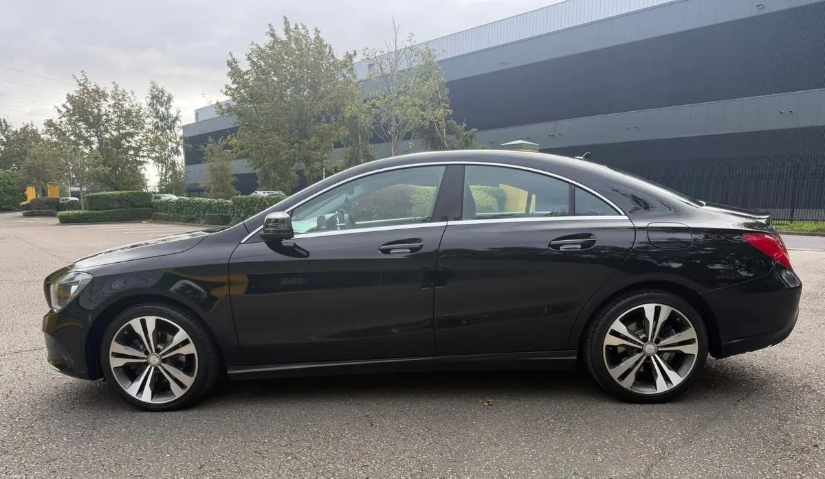 Mercedes-Benz CLA 180D Sport - Image 6