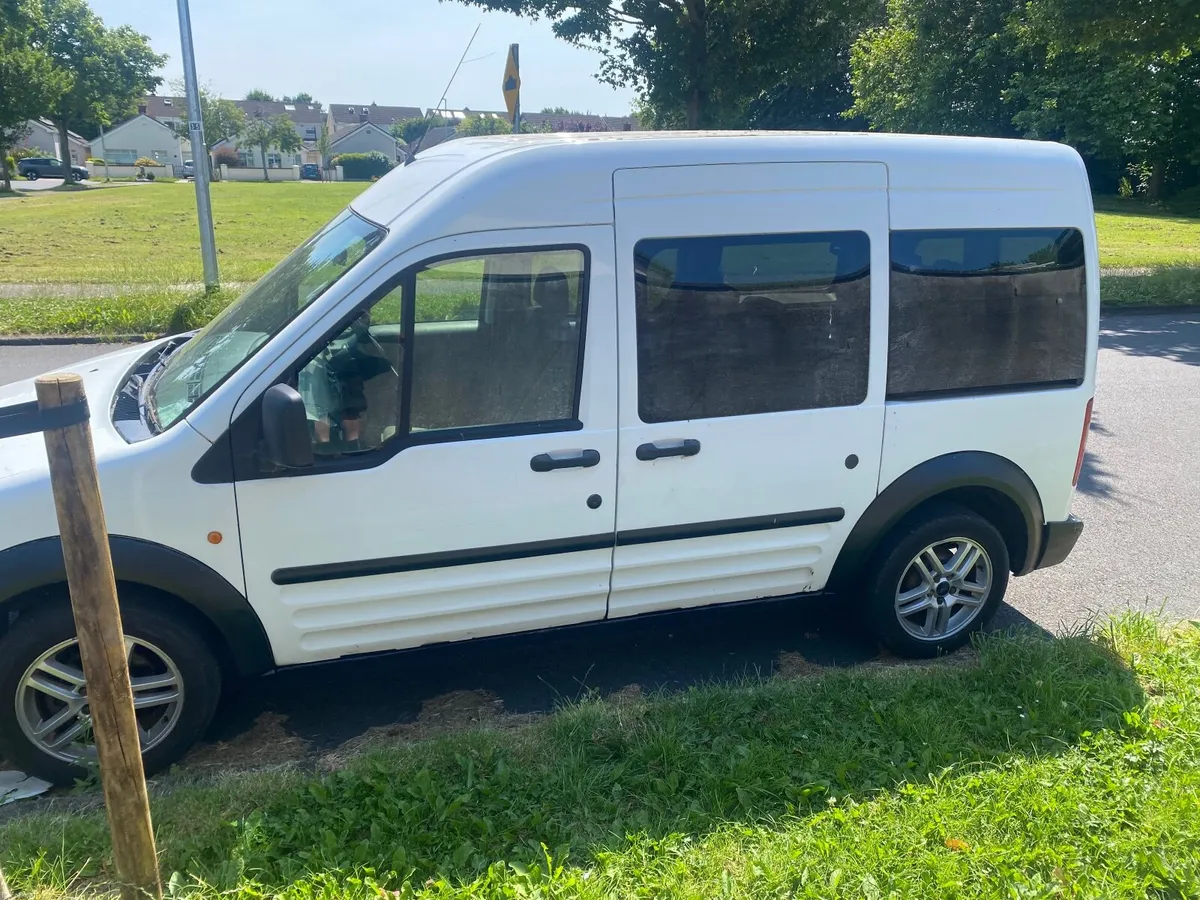 Ford Tourneo connect 8 seater 1.8 tdci - Image 6