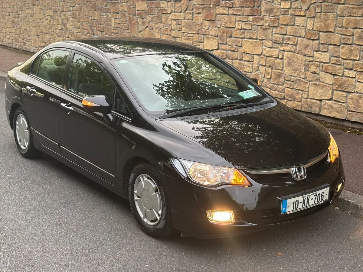 Honda Civic 1.3L AUTOMATIC NCT 4/27 LOW KMS F.S.H. - Image 1