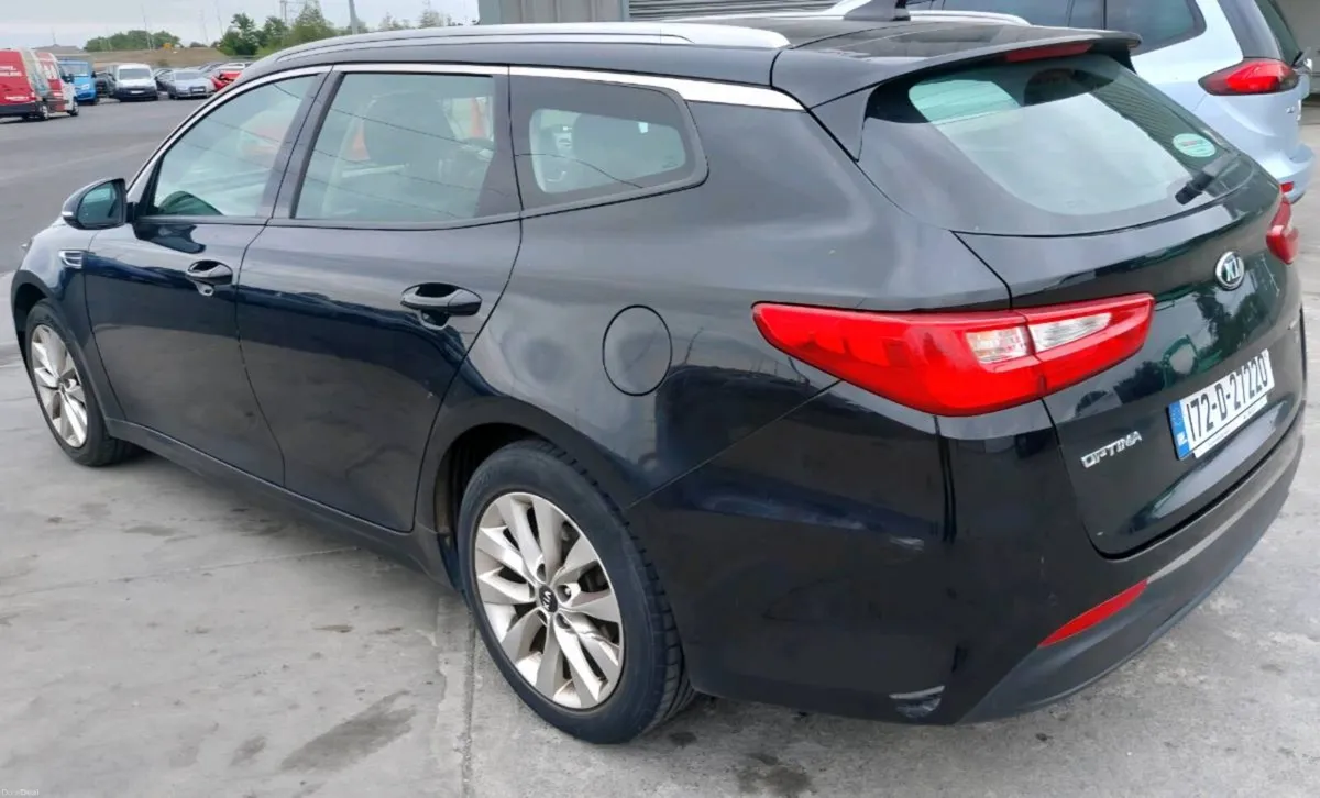 Car - Image 2