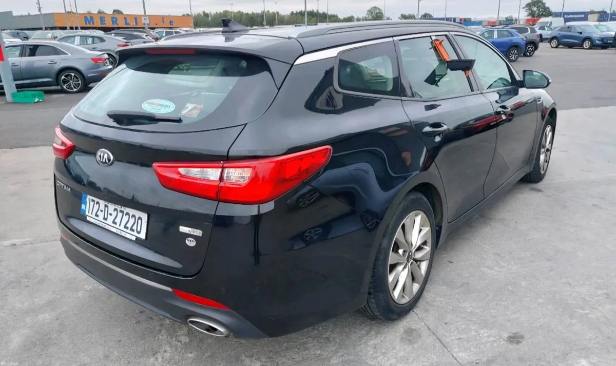 Car - Image 4