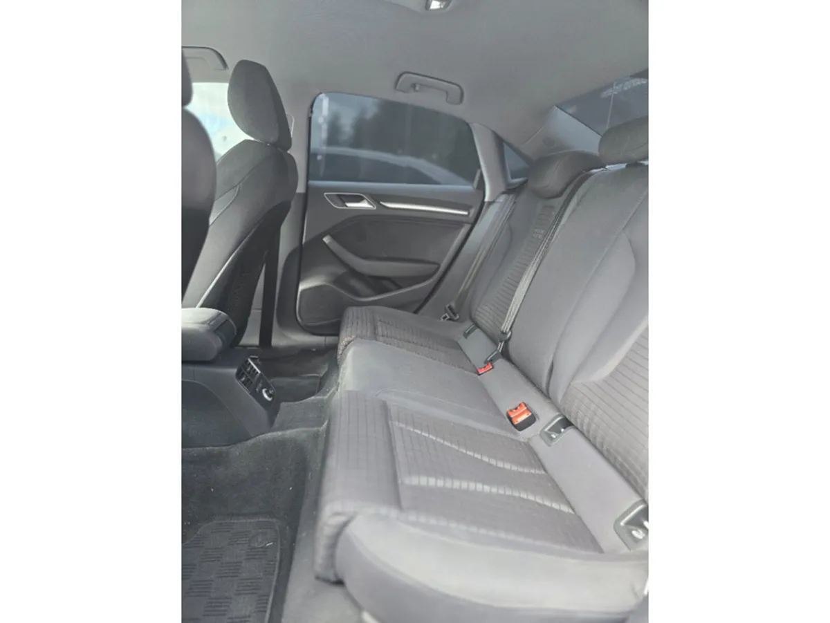 Audi A3 SPORT 1.4 TFSI AUTO - Image 5