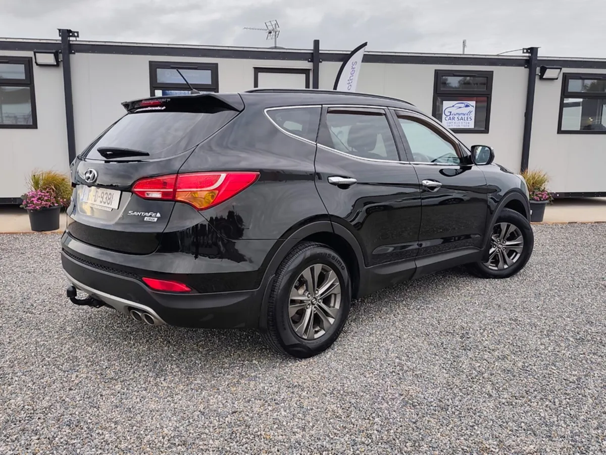 Hyundai Santa Fe 7 SEATER 2WD COMFORT 4DR - Image 2