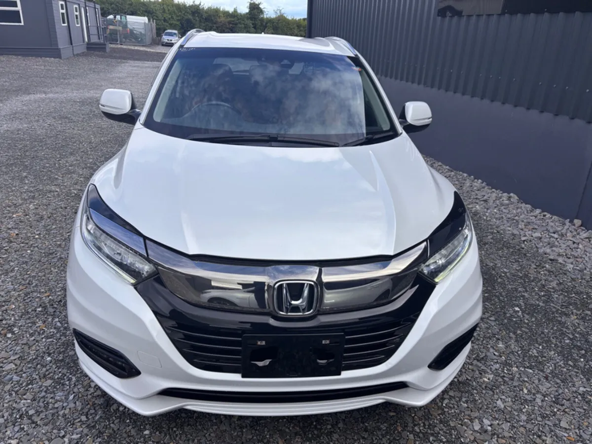 Honda Vezel 1.5 AUTOMATIC HYBRID - Image 6