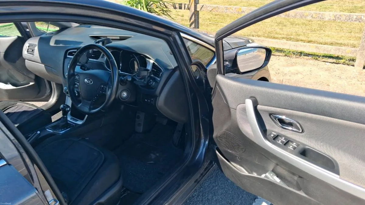 Kia ceed automatic hatchback 2014 new Nct - Image 5