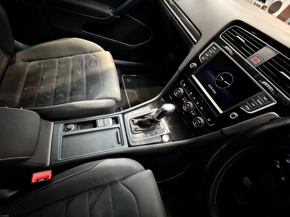2017 Volkswagen Golf 1.4 Petrol Automatic highline - Image 5
