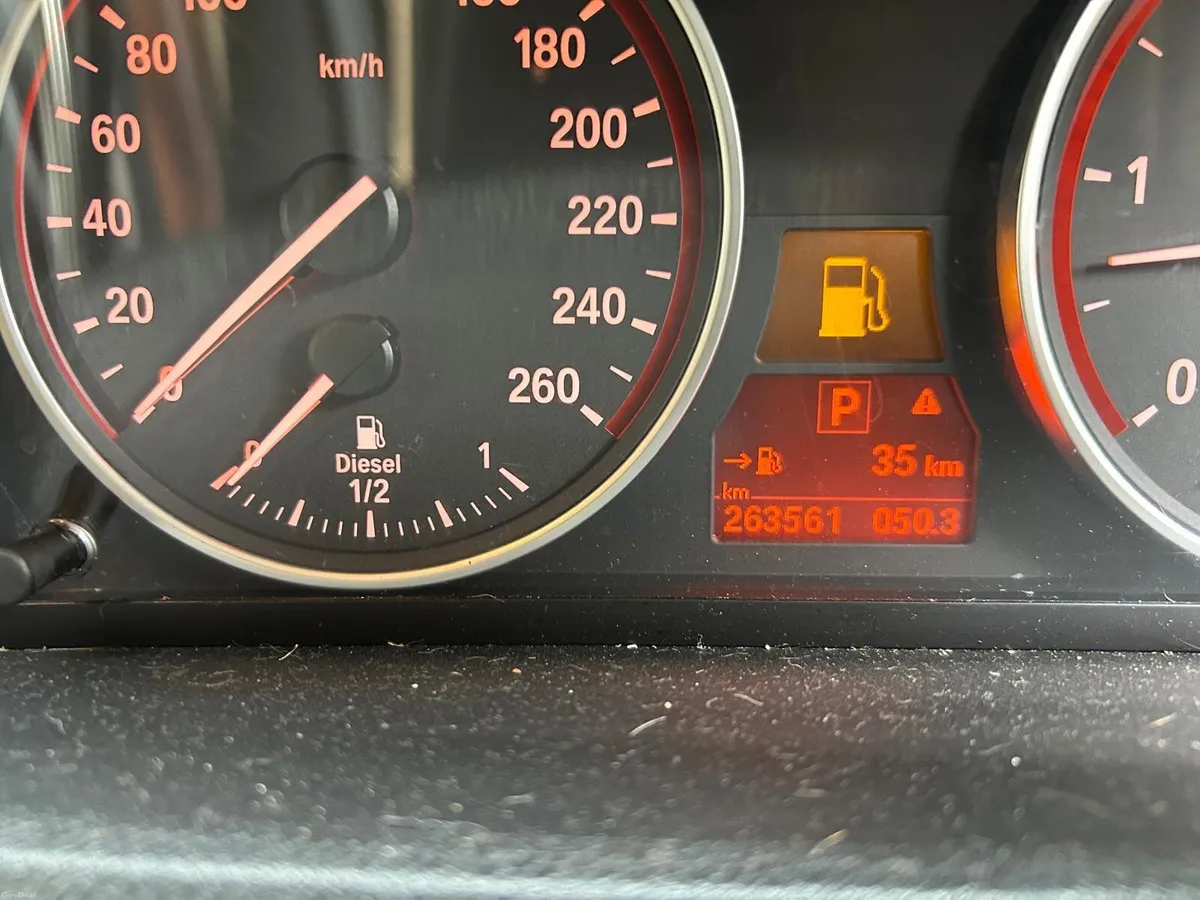 BMW X5 2008 - Image 4