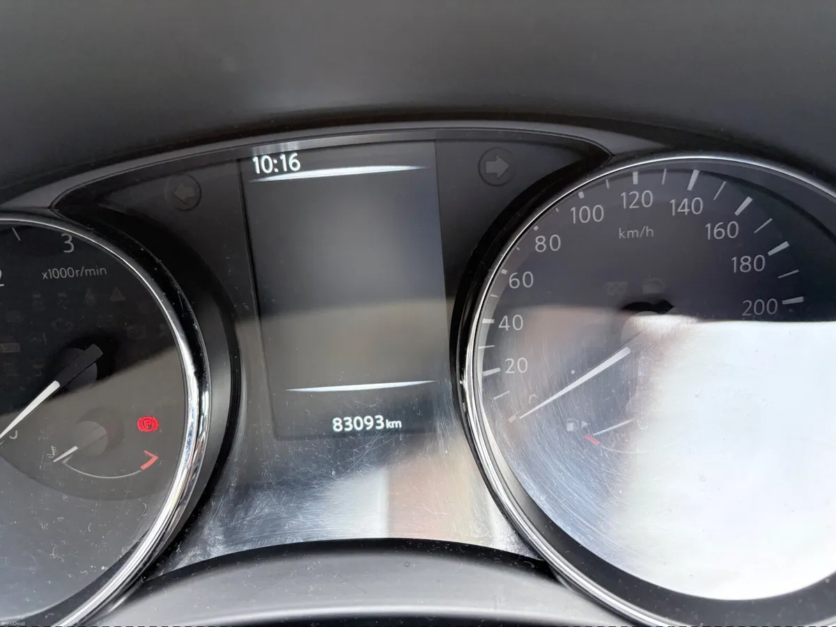 Nissan Qashqai 2017 - Image 2