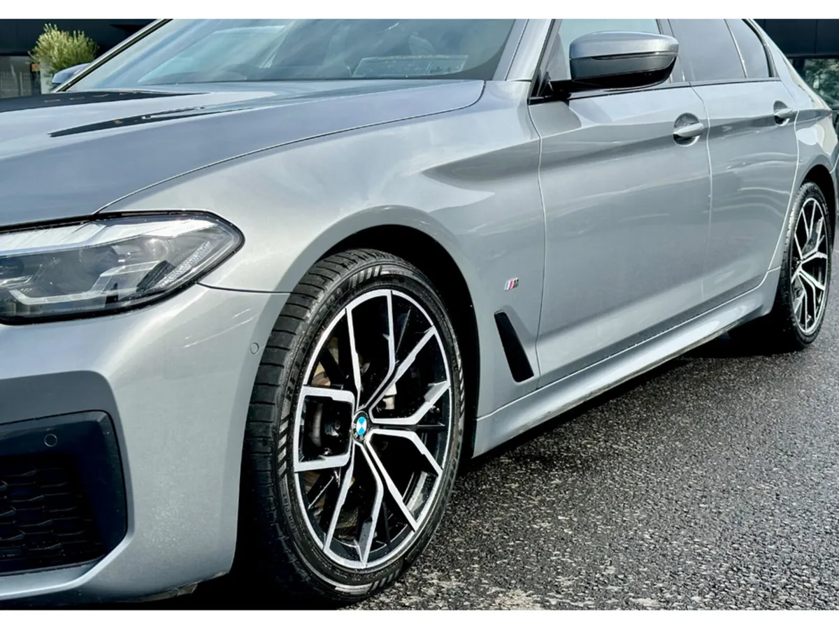 BMW 5-Series XDRIVE M SPORT G30 4DR A - Image 6