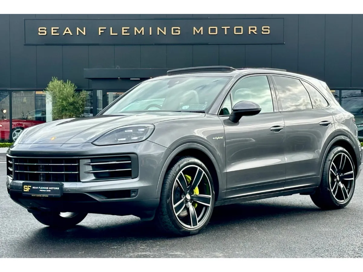 Porsche Cayenne V6 E-HYBRID AUTOMATIC - Image 2