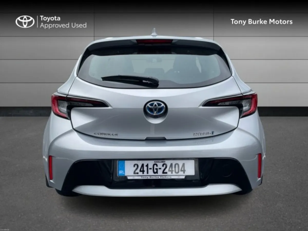 Toyota Corolla 5dr Hatchback - LUNA - 1.8 Hybrid & - Image 5