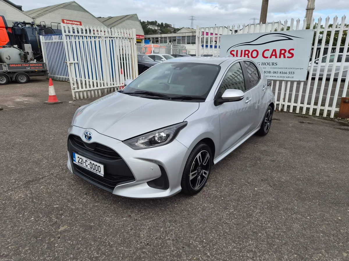 Toyota Yaris 1.5 Self Charging Hybrid Automatic - Image 3