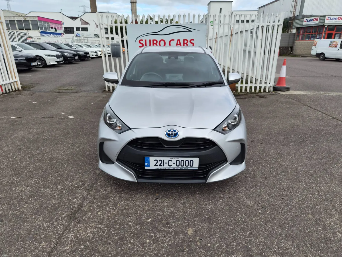 Toyota Yaris 1.5 Self Charging Hybrid Automatic - Image 2