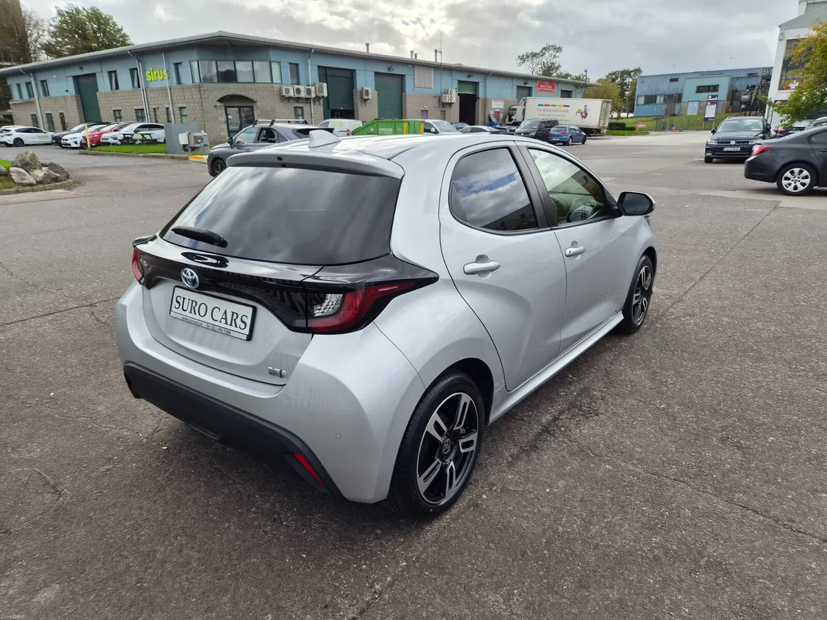 Toyota Yaris 1.5 Self Charging Hybrid Automatic - Image 6