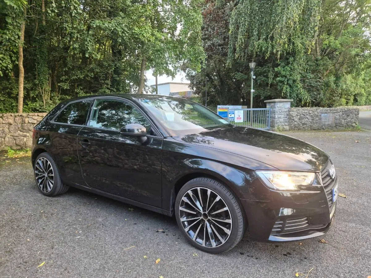 17 AUDI A3.  RARE 3 DOOR 2LT - Image 1