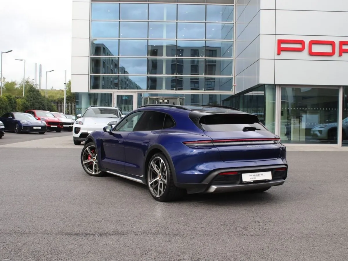 Porsche Taycan 4S Cross Turismo - Image 2