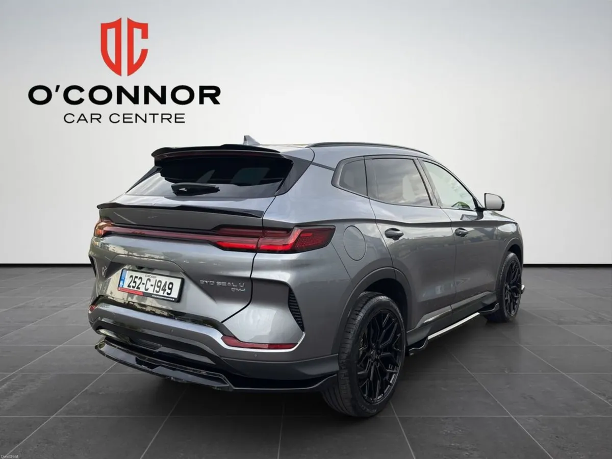 BYD SEAL U BEAST + Pan roof, Infinity sound and en - Image 6